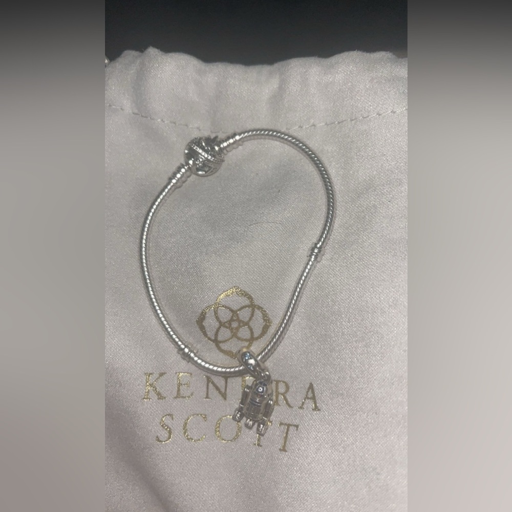 Pandora 7.1 inch tinkerbell moments bracelet with Star Wars charm